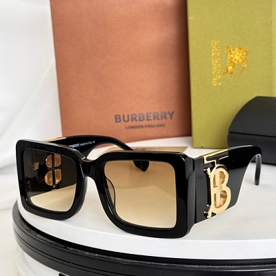 Burbery Glasses-282